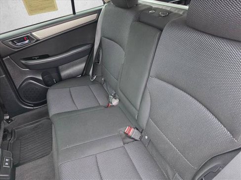 Used 2019 Subaru Outback 2.5i Premium w/ Popular Package #2 AWD/4WD image 18