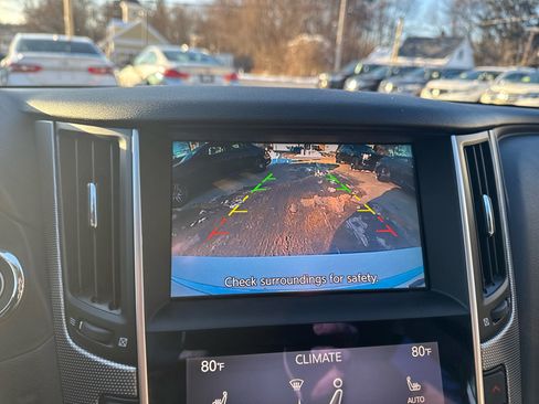 Used 2016 INFINITI Q50 Red Sport 400 image 34