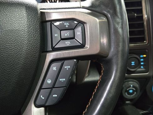 Used 2017 Ford F150 Raptor w/ Equipment Group 802A Luxury image 36