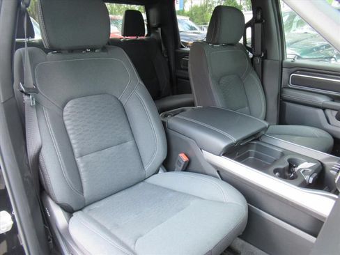 New 2026 RAM 1500 Big Horn AWD/4WD image 9