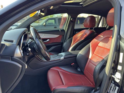Used 2020 Mercedes-Benz GLC 300 4MATIC Coupe image 19