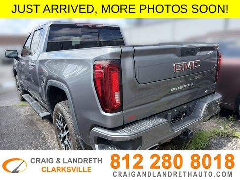 Used 2021 GMC Sierra 1500 AT4 w/ AT4 Value Package AWD/4WD image 3