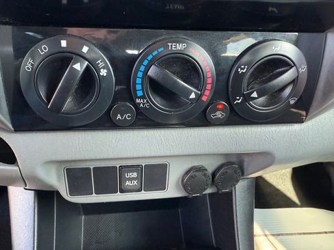 Used 2014 Toyota Tacoma 4x4 Double Cab image 14