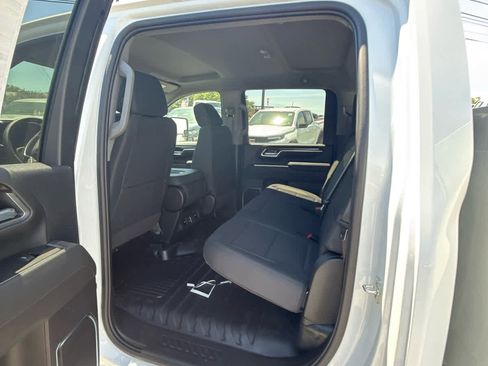 New 2026 GMC Sierra 3500 SLE w/ SLE Convenience Package AWD/4WD image 38