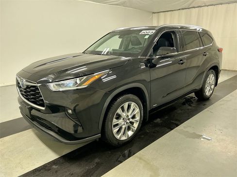 Used 2023 Toyota Highlander Limited image 5