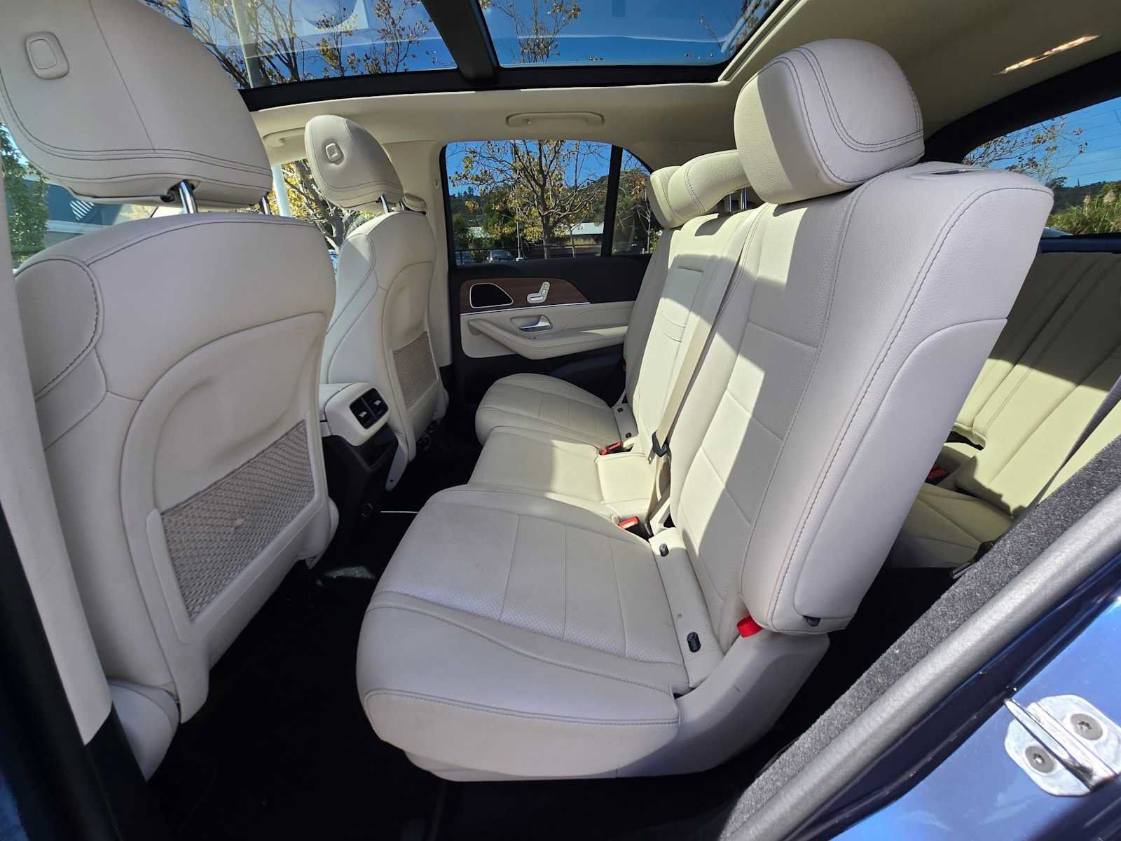 Used 2025 Mercedes-Benz GLE 350 4MATIC image 17