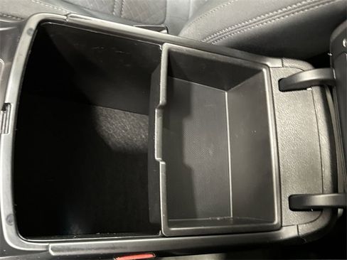 Used 2018 Kia Sorento L image 37