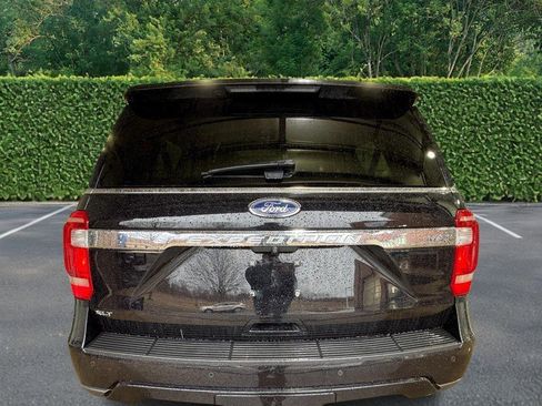 Used 2020 Ford Expedition Max XLT w/ Equipment Group 202A image 8