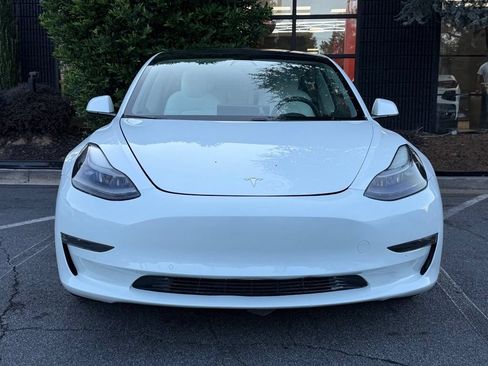 Used 2021 Tesla Model 3 Standard Range Plus RWD image 3