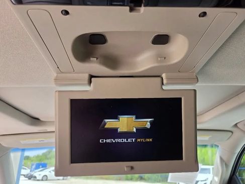 Used 2017 Chevrolet Tahoe Premier AWD/4WD image 37
