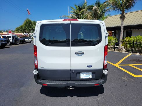 Used 2018 Ford Transit 150 130 Low Roof RWD image 7