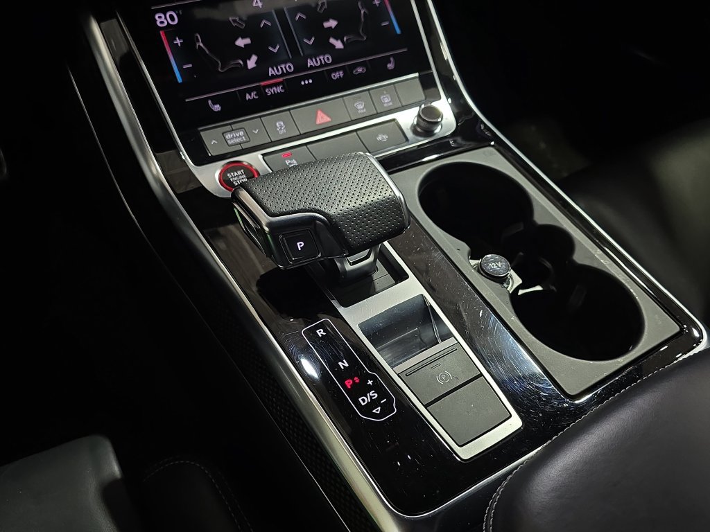 Used 2022 Audi SQ7 Premium Plus AWD/4WD image 28