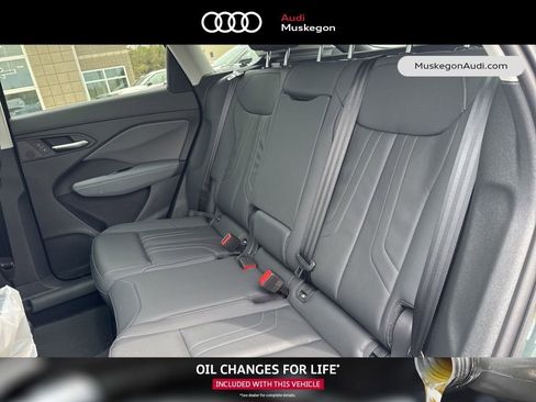 New 2026 Audi Q3 quattro 2.0T AWD/4WD image 24