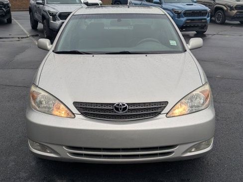 Used 2003 Toyota Camry XLE image 2