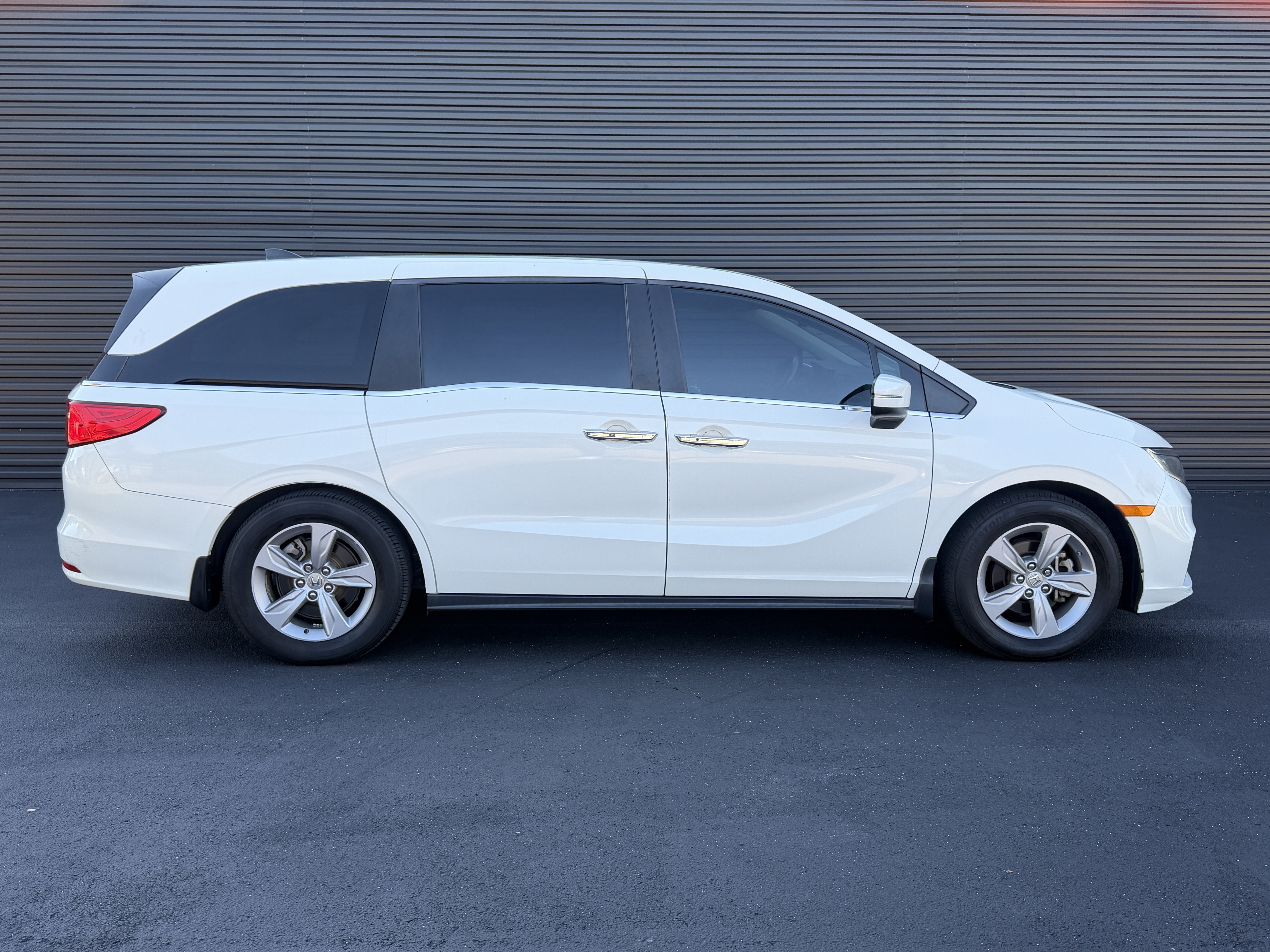 Used 2018 Honda Odyssey EX-L image 10