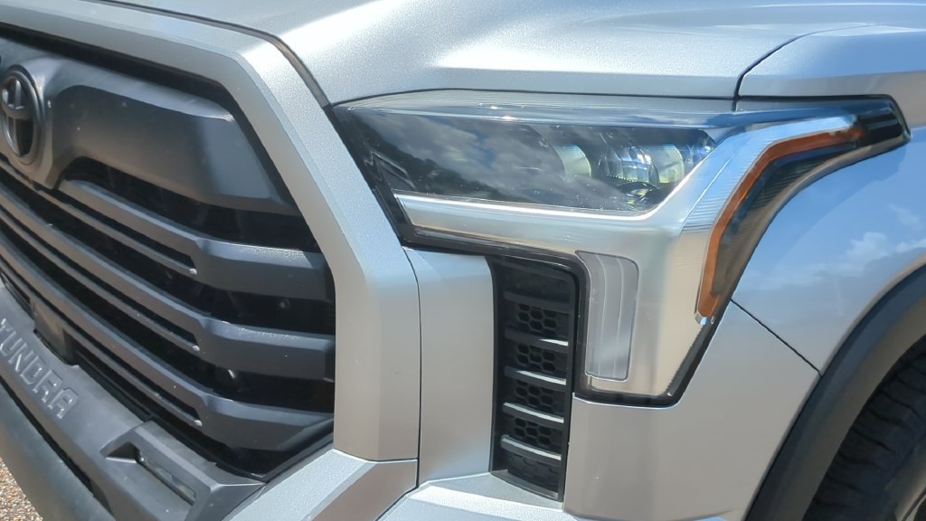 Used 2023 Toyota Tundra SR5 AWD/4WD image 9