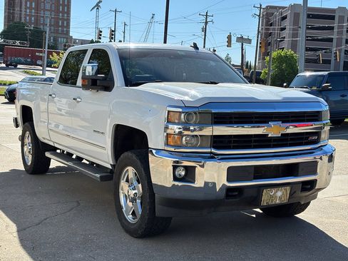Used 2015 Chevrolet Silverado 2500 LTZ w/ Duramax Plus Package AWD/4WD image 1