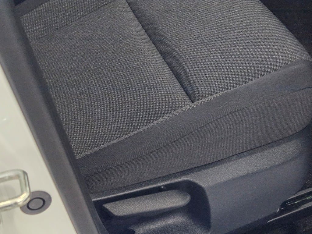 Used 2025 Toyota Camry LE AWD/4WD image 7