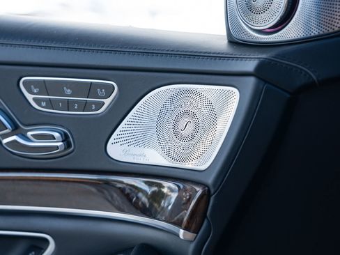 Used 2016 Mercedes-Benz Maybach S 600 image 42