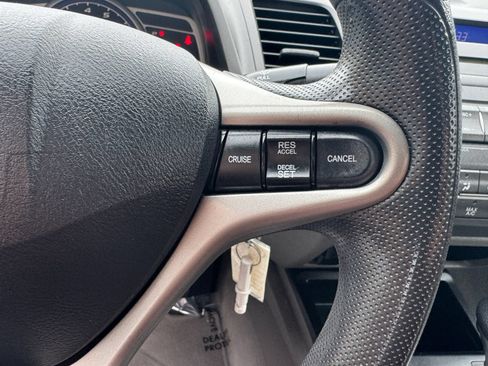 Used 2010 Honda Civic LX image 24