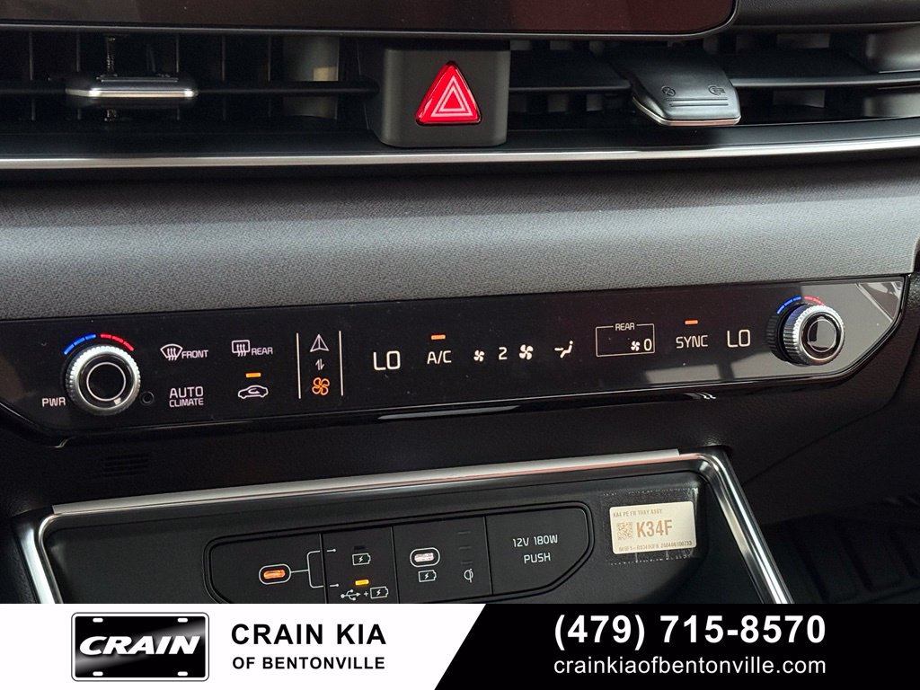 New 2026 Kia Carnival EX FWD image 17