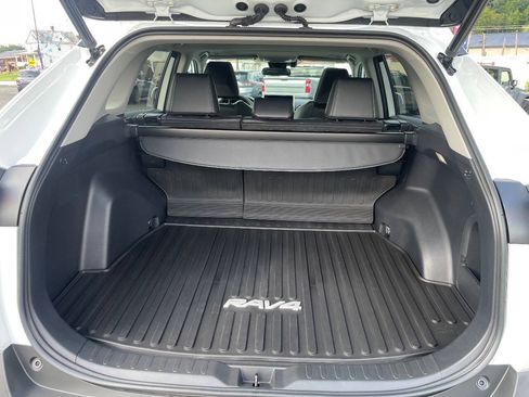 Used 2023 Toyota RAV4 XLE Premium AWD/4WD image 3