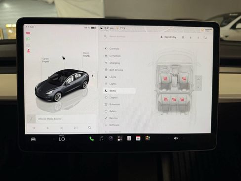 Used 2023 Tesla Model 3 Standard Range RWD image 15