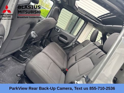 Used 2023 Jeep Wrangler Unlimited w/ Sun & Screen Package AWD/4WD image 44
