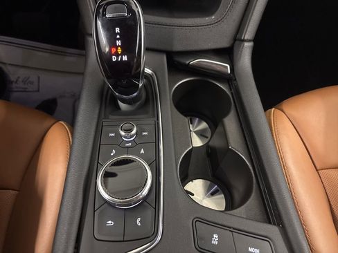 Certified 2025 Cadillac XT5 Premium Luxury image 37