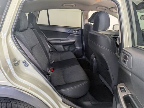 Used 2015 Subaru Crosstrek 2.0i Premium image 11