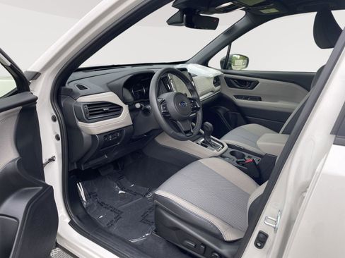 Used 2025 Subaru Forester Premium w/ Convenience Package #1 AWD/4WD image 12