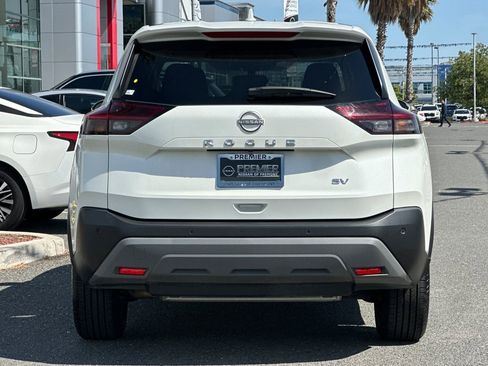 Certified 2023 Nissan Rogue SV FWD image 5
