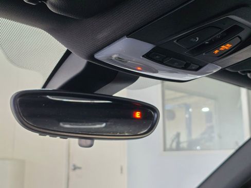 Used 2018 BMW M2 image 16