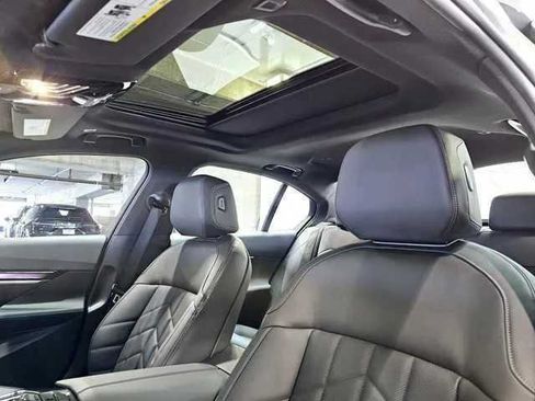 Used 2025 BMW 540i xDrive w/ Premium Package AWD/4WD image 23