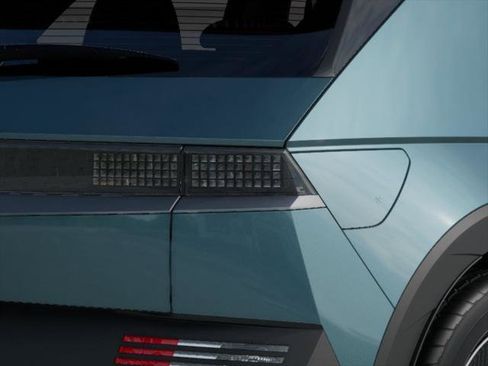 New 2025 Hyundai Ioniq 5 SE image 10