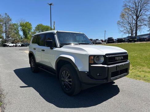 Used 2025 Toyota Land Cruiser 1958 image 3
