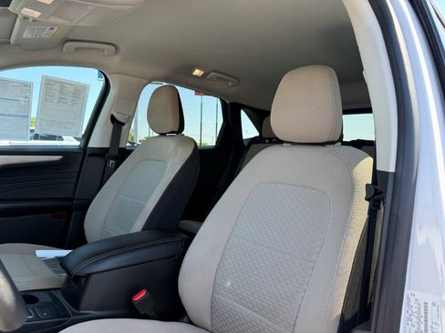 Certified 2022 Ford Escape SE AWD/4WD image 15