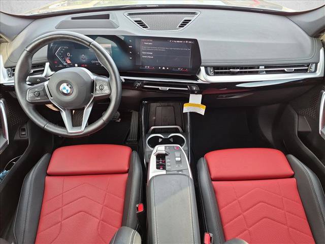 Used 2025 BMW X1 xDrive28i AWD/4WD image 18
