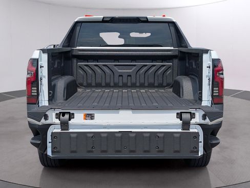 New 2025 Chevrolet Silverado EV LT image 9