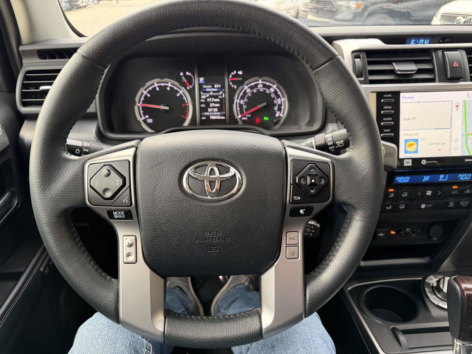 Used 2022 Toyota 4Runner Limited AWD/4WD image 13