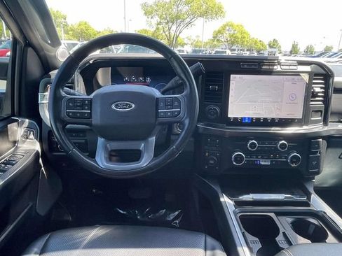 Used 2023 Ford F250 Lariat w/ Lariat Ultimate Package AWD/4WD image 9