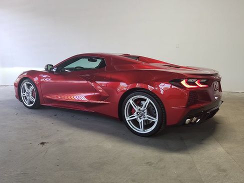 Used 2022 Chevrolet Corvette Stingray Preferred Conv w/ Z51 Performance Package RWD image 3