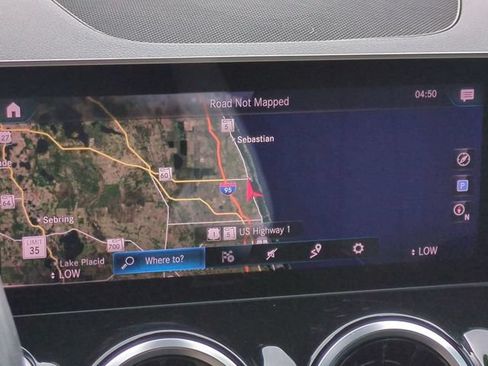 Used 2020 Mercedes-Benz GLB 250 4MATIC image 26