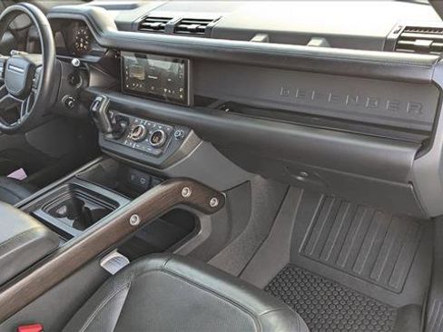 Used 2021 Land Rover Defender 90 X AWD/4WD image 30