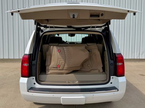 Used 2016 Chevrolet Tahoe LTZ AWD/4WD image 17