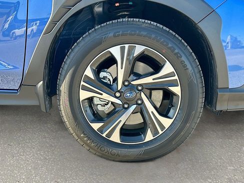 Certified 2025 Subaru Crosstrek 2.0i Premium image 29