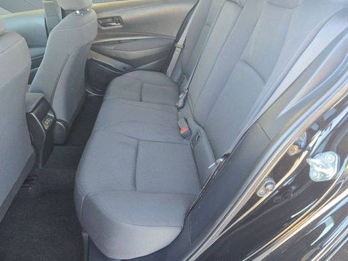 Used 2023 Toyota Corolla LE image 12