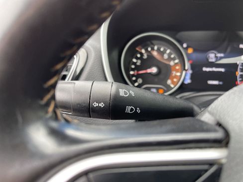 Used 2021 Jeep Compass Limited AWD/4WD image 19
