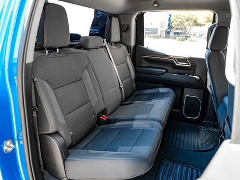 Used 2022 Chevrolet Silverado 1500 LT image 37