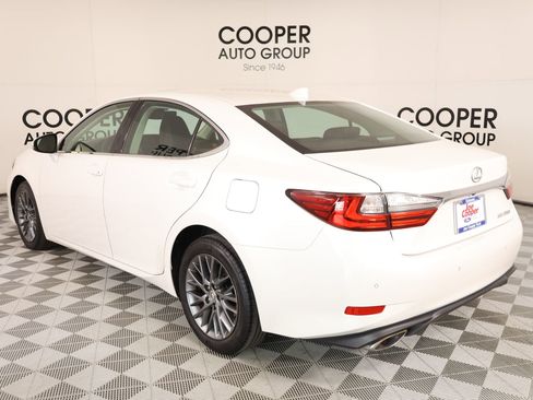 Used 2018 Lexus ES 350 w/ Premier Package image 23